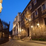 Passeggiando per Catania: Via Crociferi