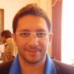 “Basta di fare i piagnoni, dobbiamo invece risollevarci attraverso il nostro entusiasmo, far di necessità virtù”