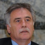 Il gigante dai piedi d’argilla