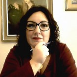 La burocrazia del virus e i cambiamenti necessari. Intervento di Angela Allegria